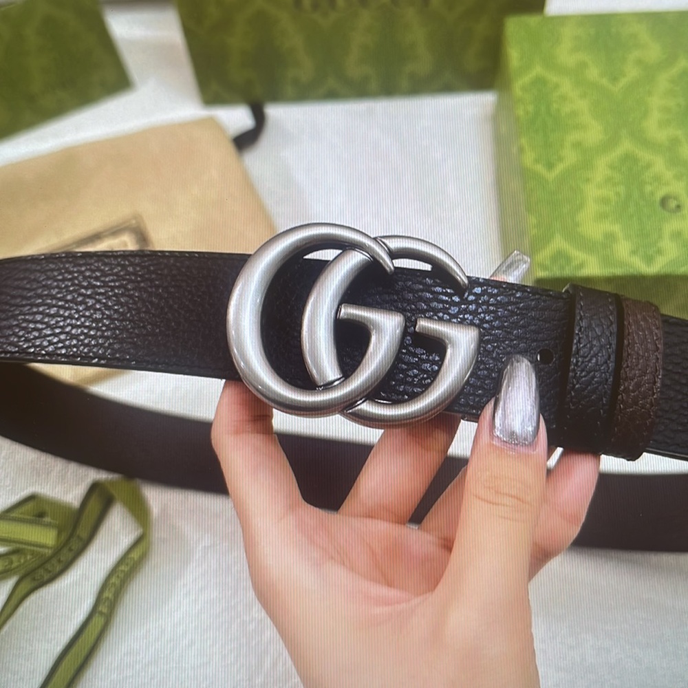 Gucci Black Leather Belt Bag with Silver Buckle - Picture 4 of 6